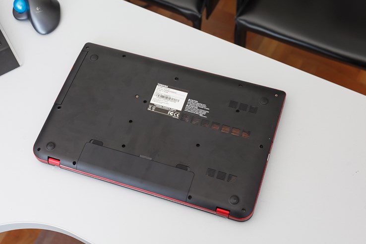Toshiba Qosmio x70-A-12x recenzija  (8 of 11).jpg